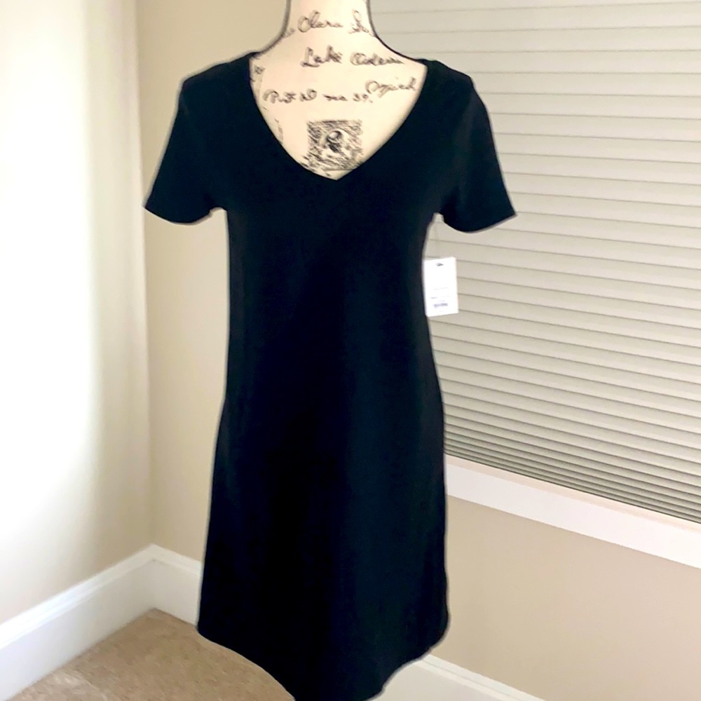 V neck black Nine West Tee dress NWT